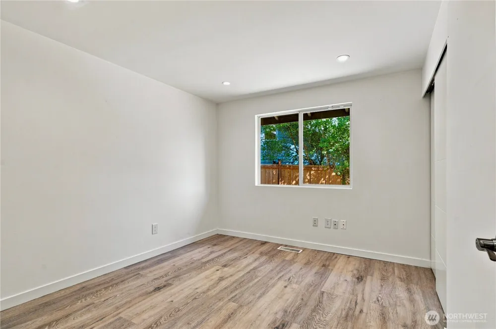 17921 NE 27th Street Redmond, WA 98052