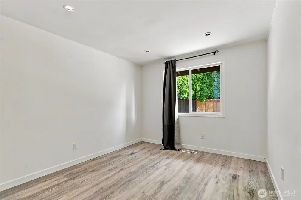 17921 NE 27th Street Redmond, WA 98052