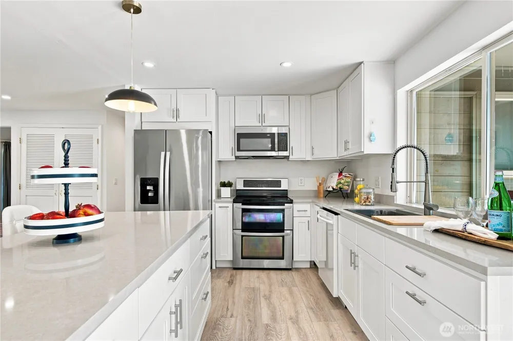 17921 NE 27th Street Redmond, WA 98052