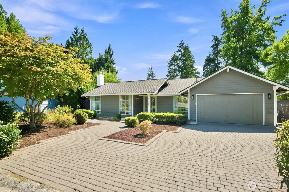 17921 NE 27th Street Redmond, WA 98052