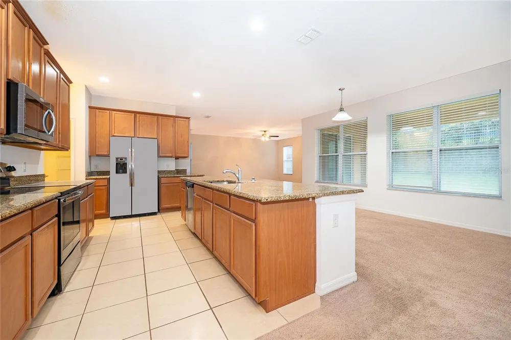 891 CAVAN DRIVE Apopka, FL 32703