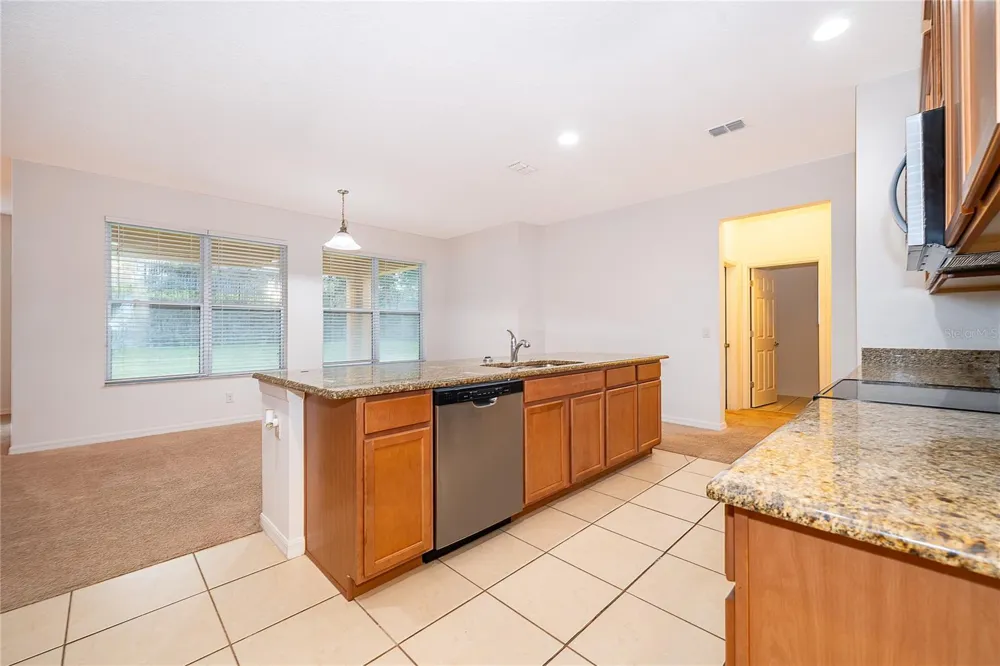 891 CAVAN DRIVE Apopka, FL 32703