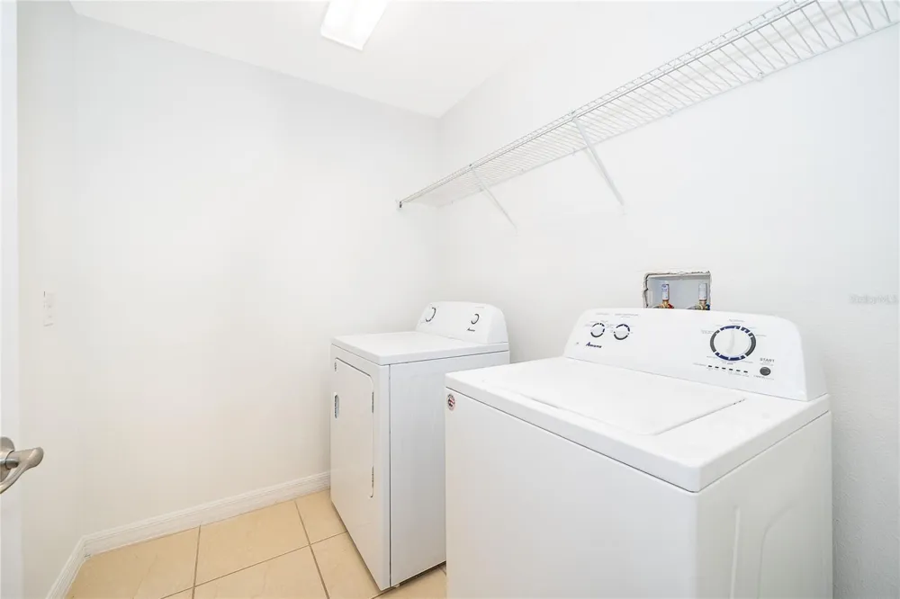 891 CAVAN DRIVE Apopka, FL 32703