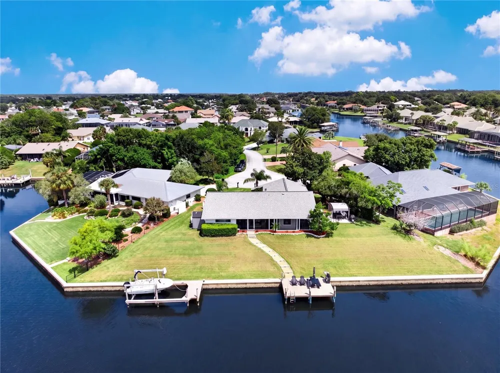 22 COTTONTON COURT Palm Coast, FL 32137
