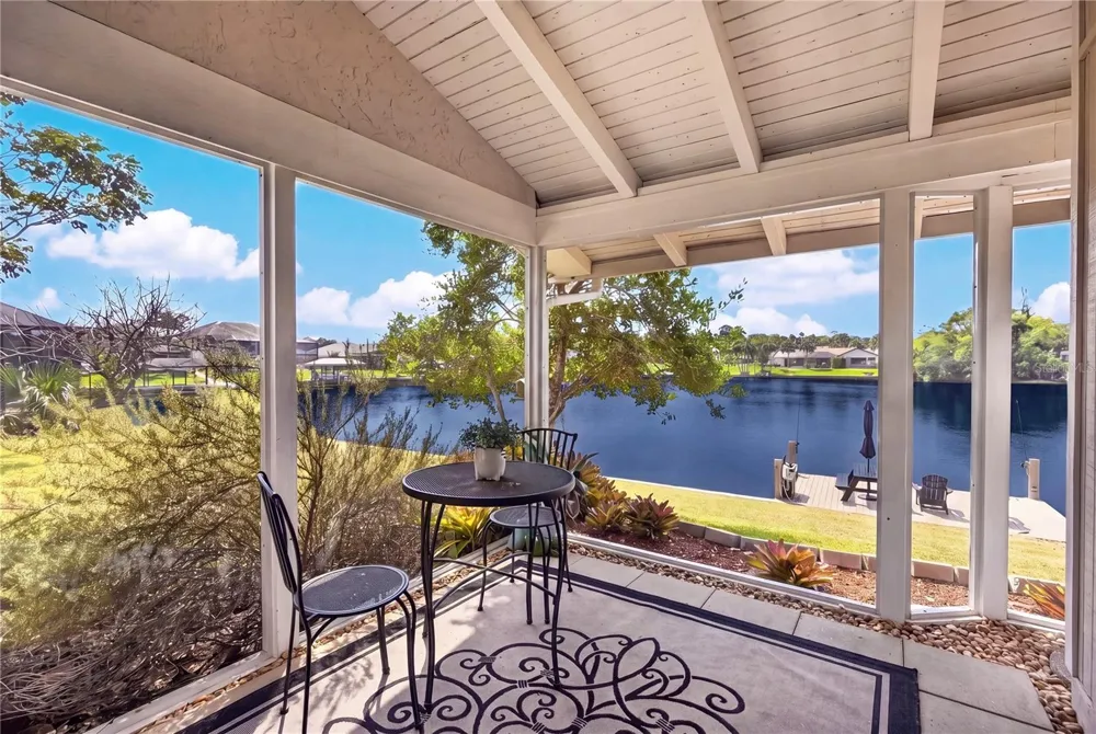 22 COTTONTON COURT Palm Coast, FL 32137