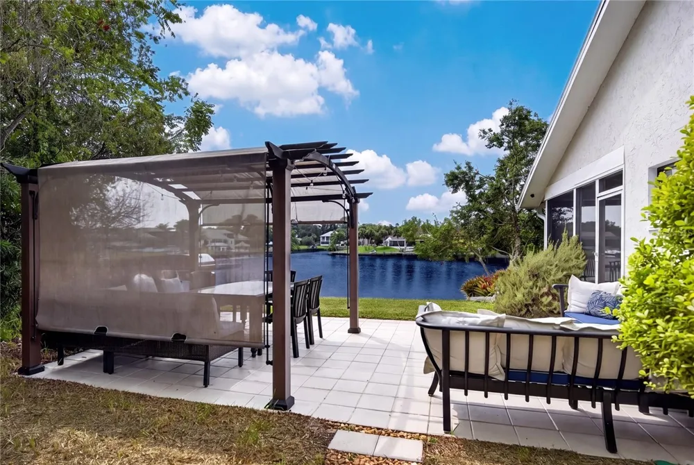 22 COTTONTON COURT Palm Coast, FL 32137