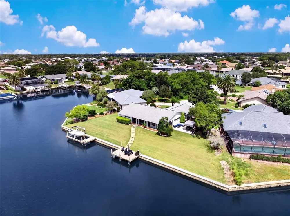 22 COTTONTON COURT Palm Coast, FL 32137