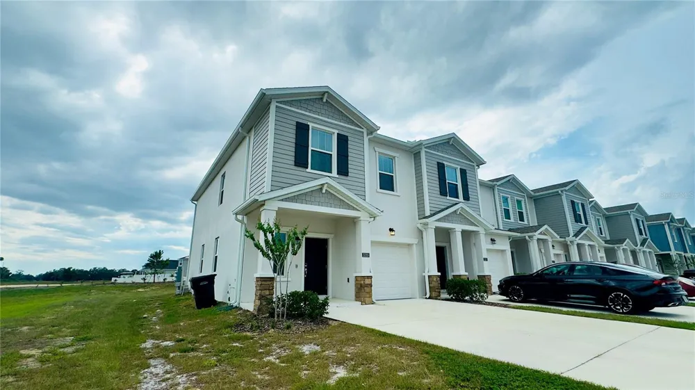 3255 LAURENT LOOP Davenport, FL 33837