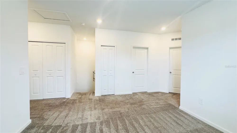 3255 LAURENT LOOP Davenport, FL 33837