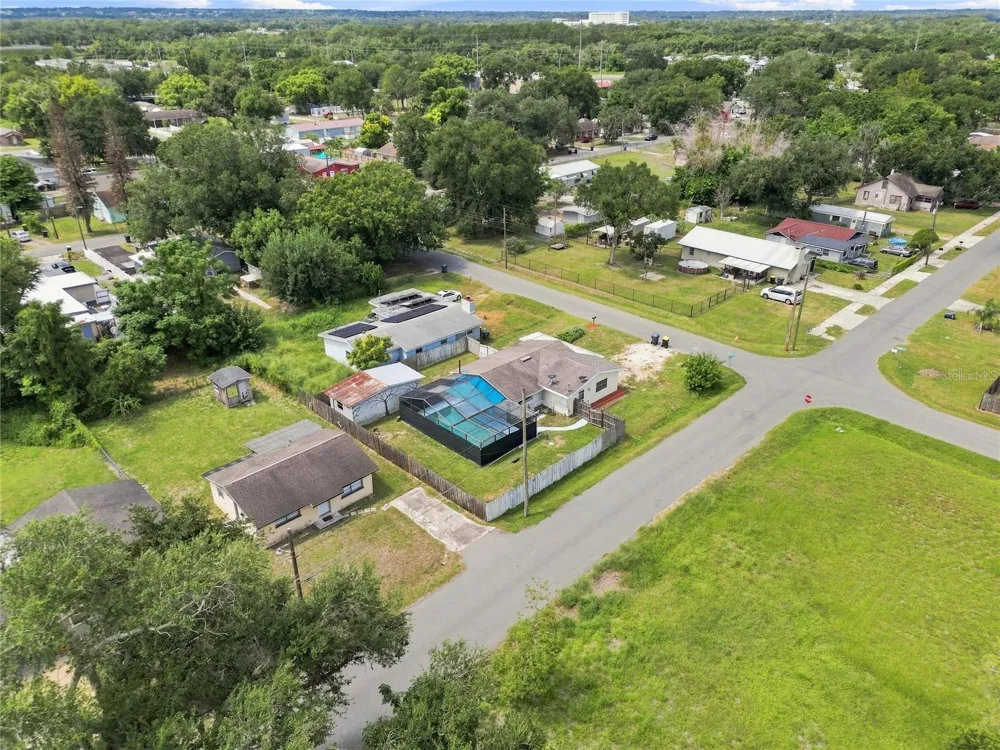 3104 STEWART STREET Lakeland, FL 33803
