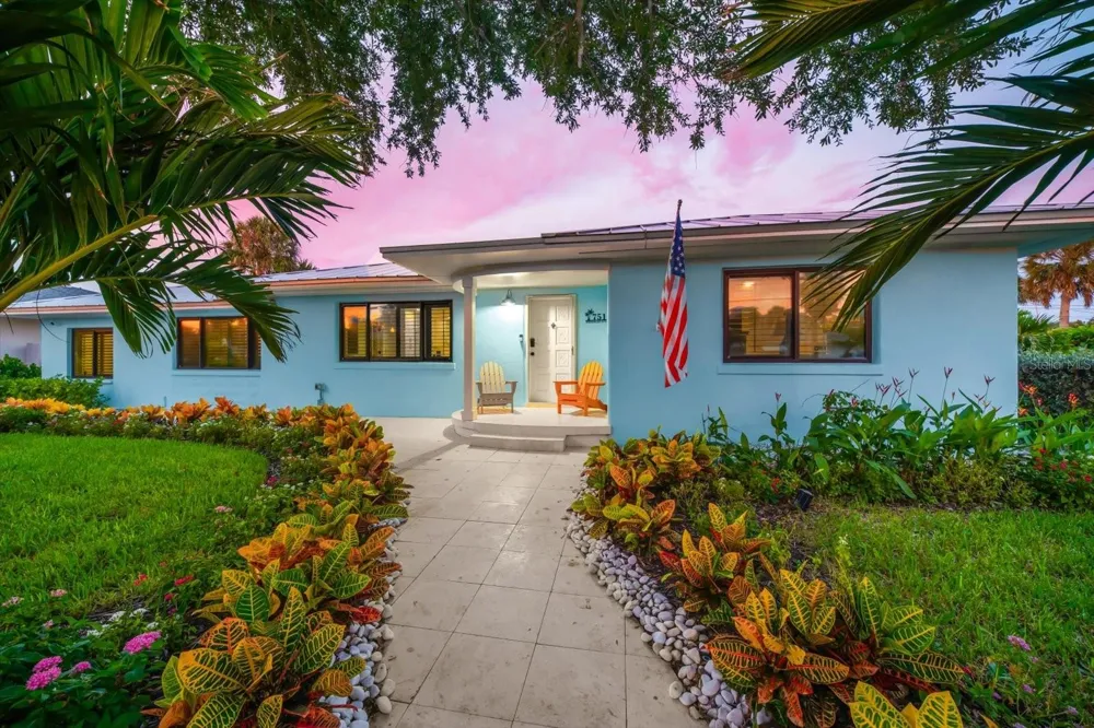 751 MANDALAY AVENUE Clearwater Beach, FL 33767