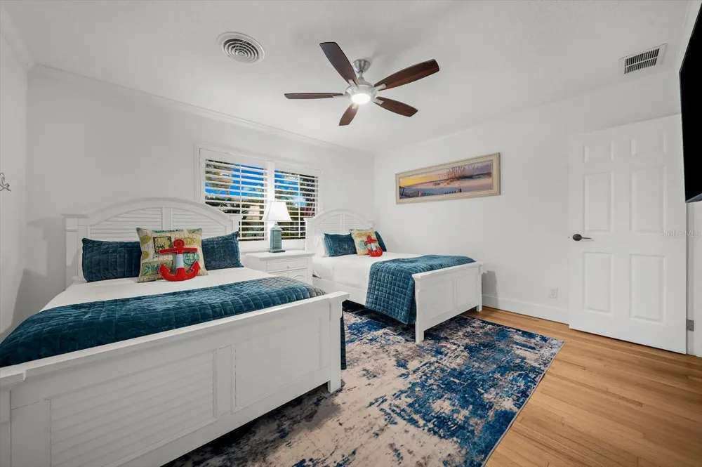 751 MANDALAY AVENUE Clearwater Beach, FL 33767