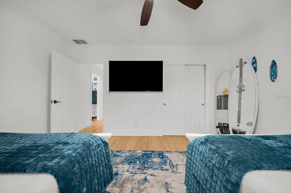 751 MANDALAY AVENUE Clearwater Beach, FL 33767