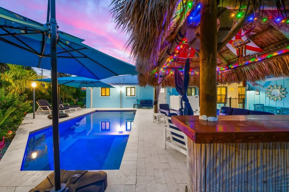 751 MANDALAY AVENUE Clearwater Beach, FL 33767
