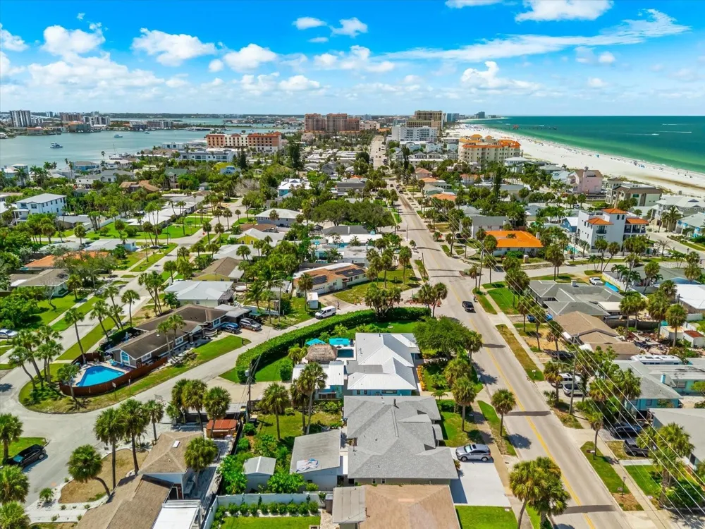 751 MANDALAY AVENUE Clearwater Beach, FL 33767
