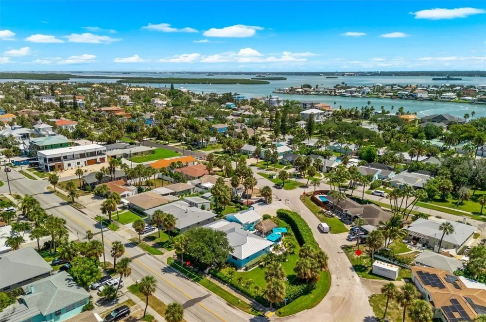 751 MANDALAY AVENUE Clearwater Beach, FL 33767