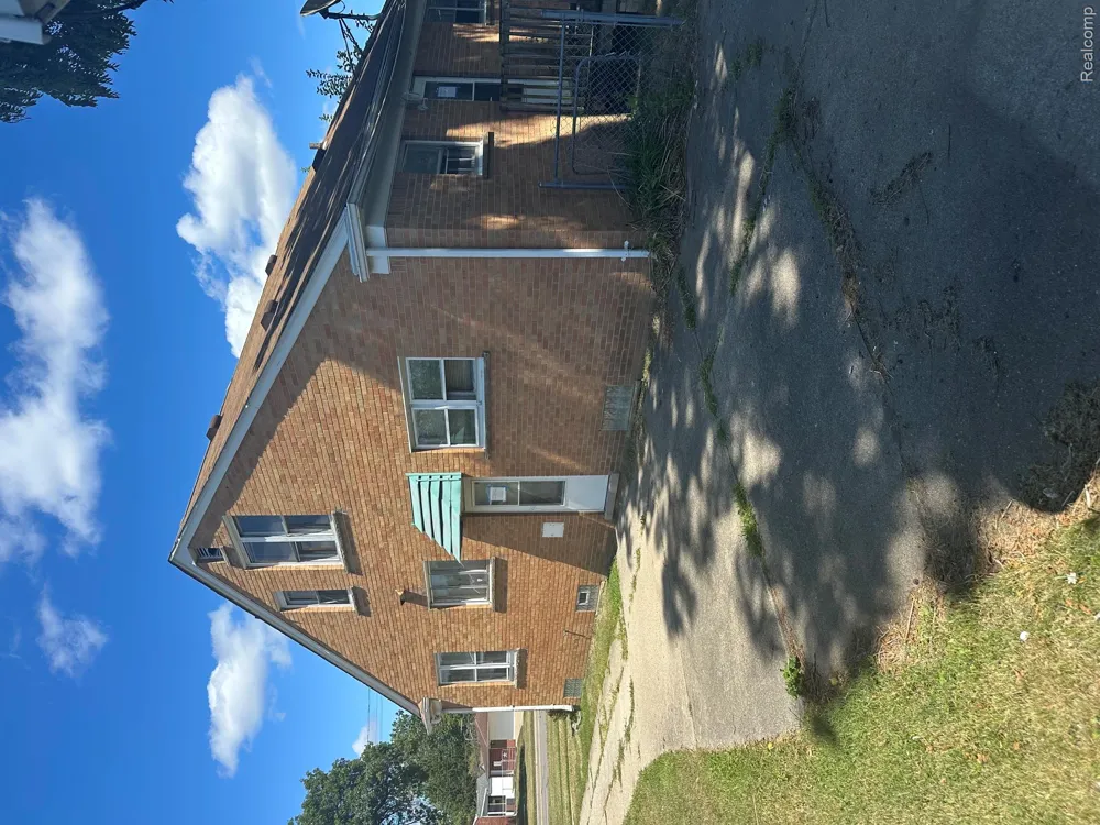 24991 Joy Road Dearborn Heights City, MI 48127