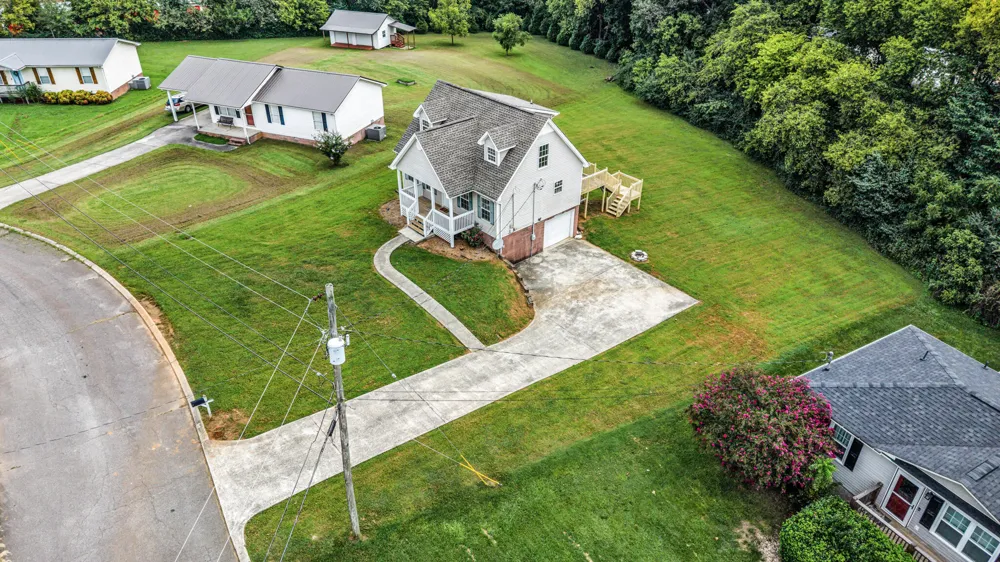 129 Apple Valley Court NE Charleston, TN 37310