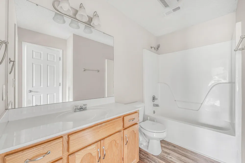129 Apple Valley Court NE Charleston, TN 37310
