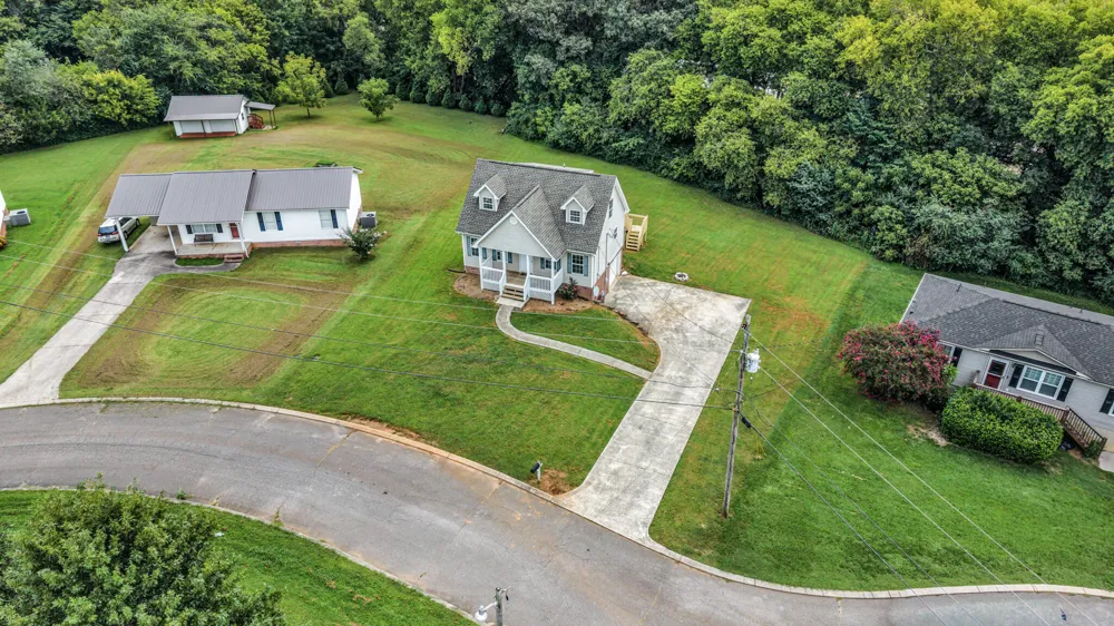 129 Apple Valley Court NE Charleston, TN 37310