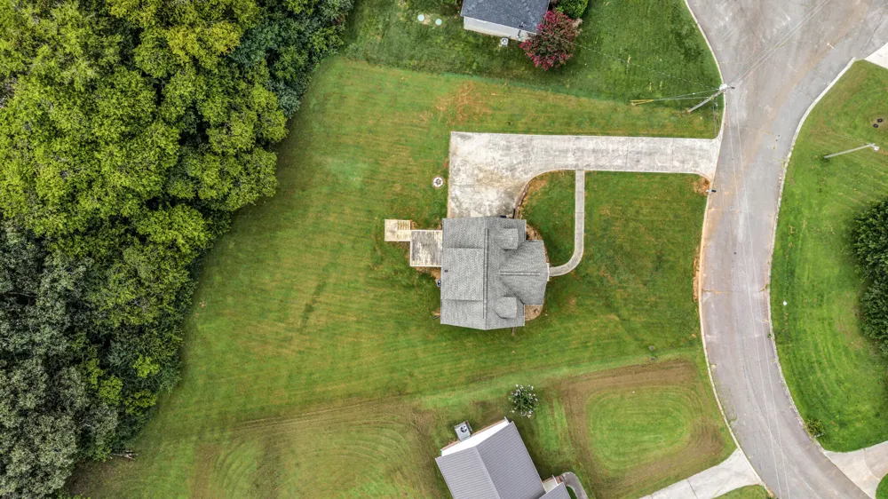 129 Apple Valley Court NE Charleston, TN 37310
