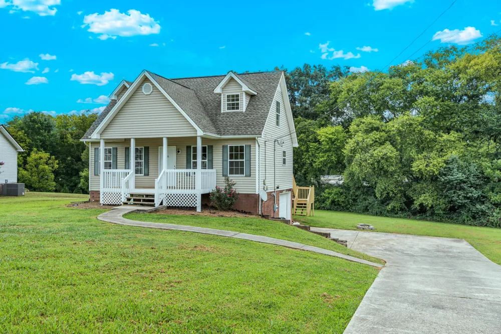 129 Apple Valley Court NE Charleston, TN 37310