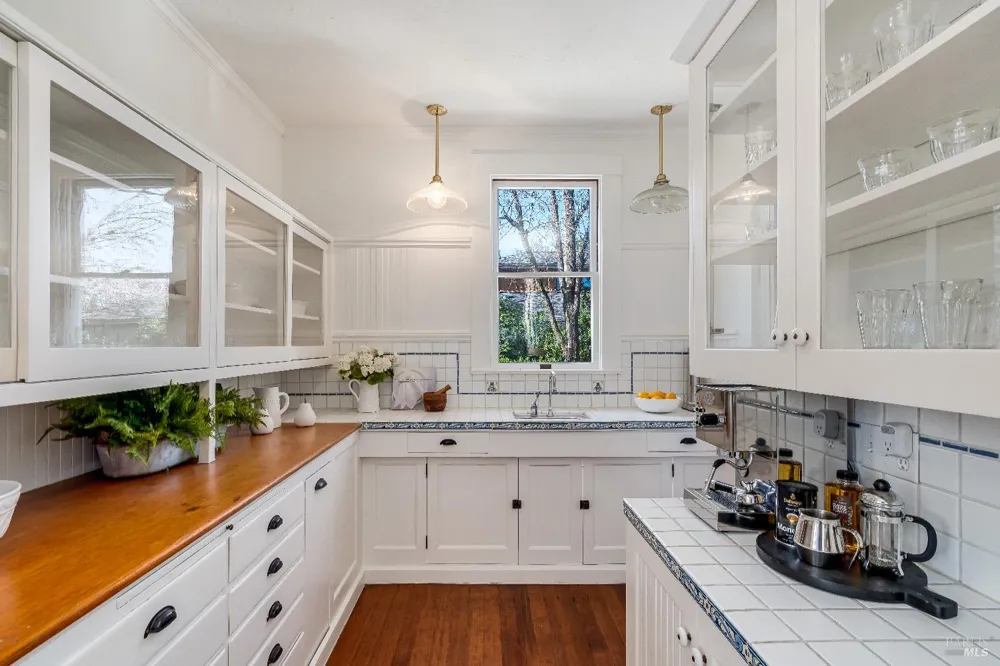 1651 Spring Mountain Road St. Helena, CA 94574