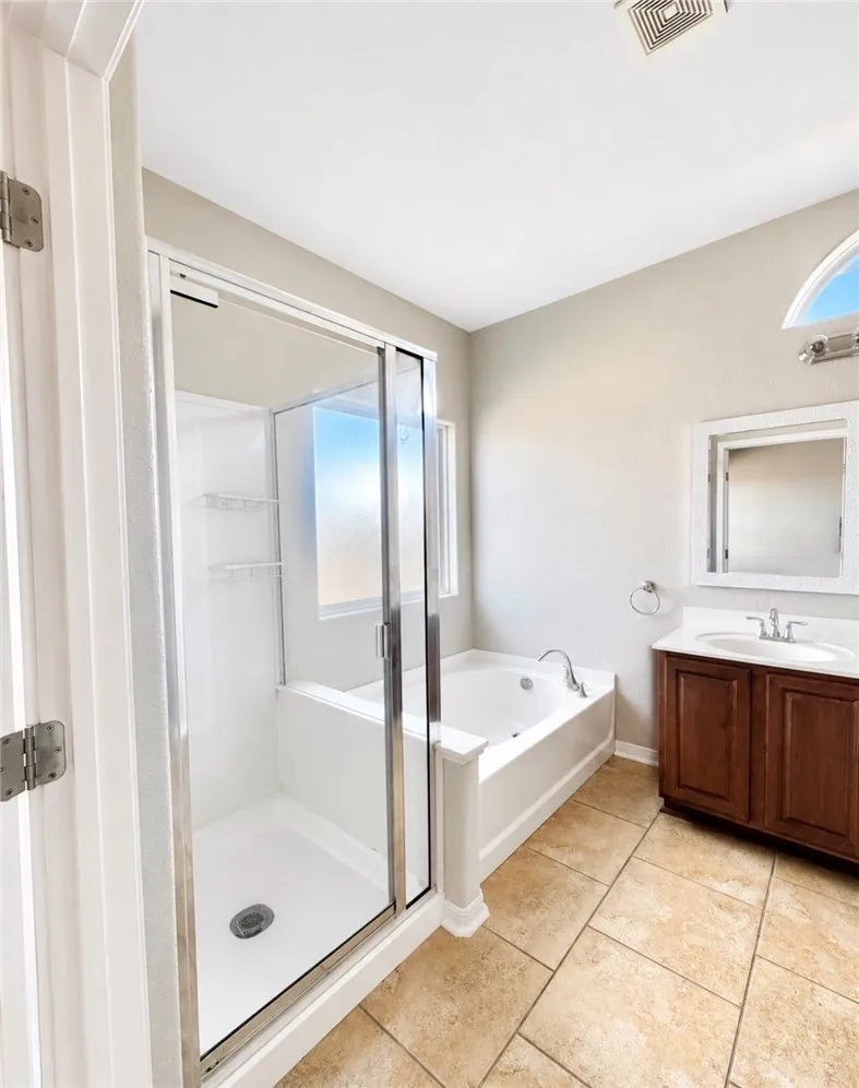 322 Pacific Drive Portland, TX 78374
