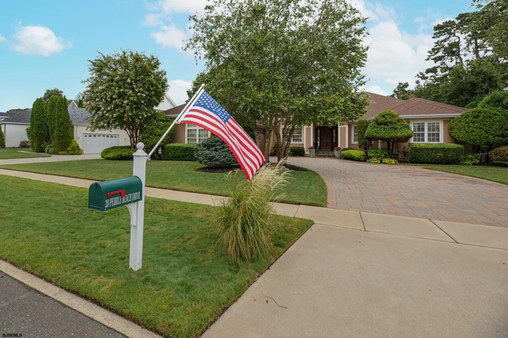 20 Pebble Beach Dr Egg Harbor Township, NJ 08234
