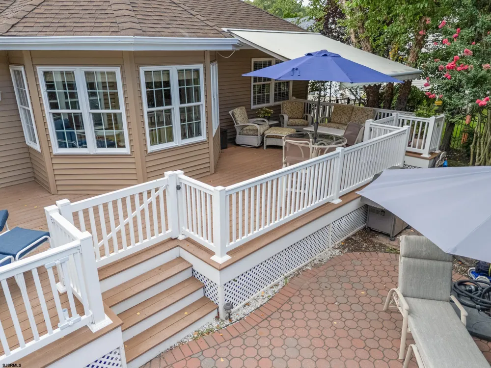 20 Pebble Beach Dr Egg Harbor Township, NJ 08234