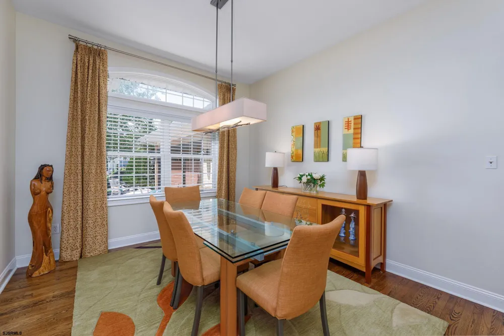 20 Pebble Beach Dr Egg Harbor Township, NJ 08234