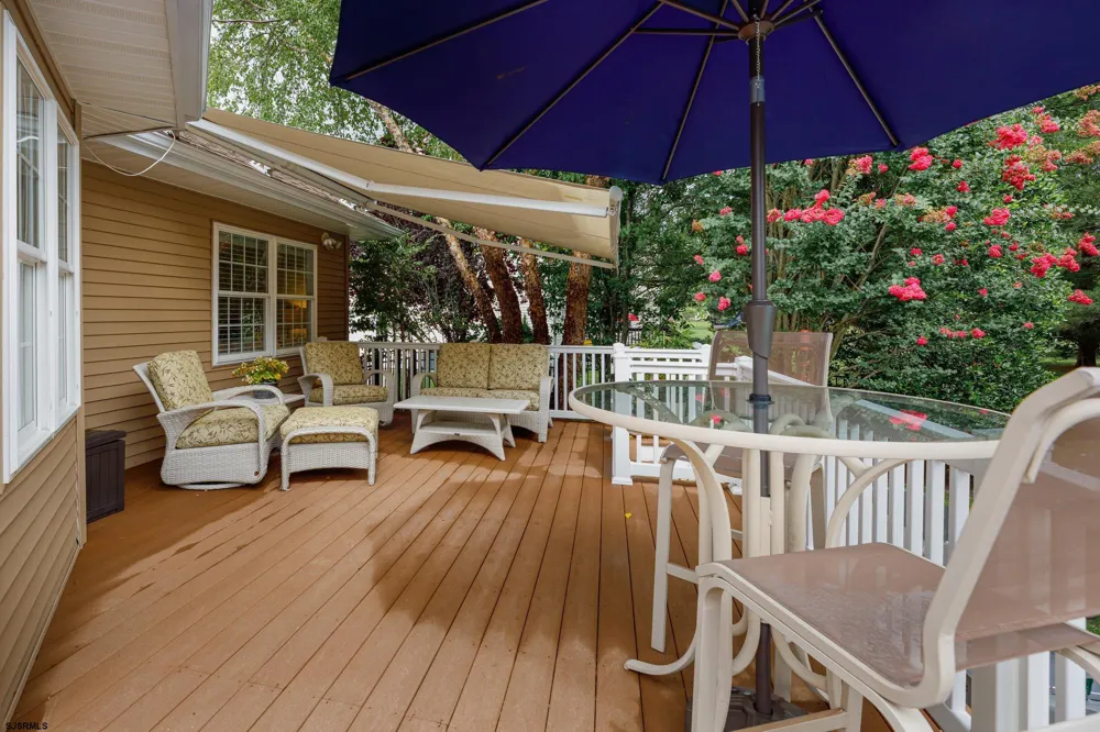 20 Pebble Beach Dr Egg Harbor Township, NJ 08234
