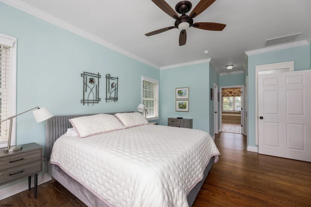 20 Pebble Beach Dr Egg Harbor Township, NJ 08234