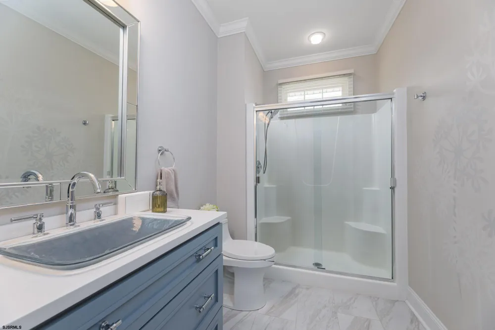 20 Pebble Beach Dr Egg Harbor Township, NJ 08234
