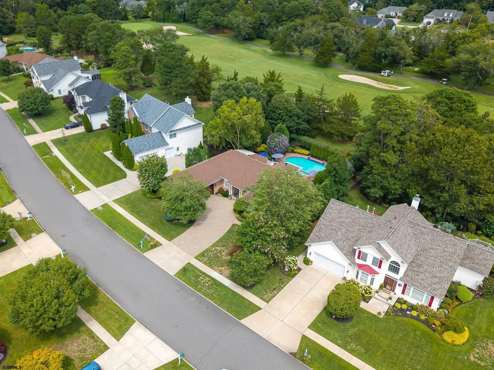 20 Pebble Beach Dr Egg Harbor Township, NJ 08234