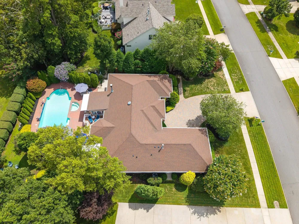 20 Pebble Beach Dr Egg Harbor Township, NJ 08234