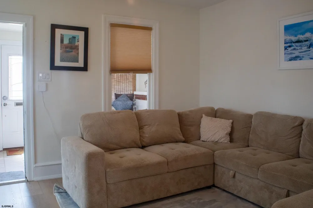 115 N Richards Ave Ventnor, NJ 08406