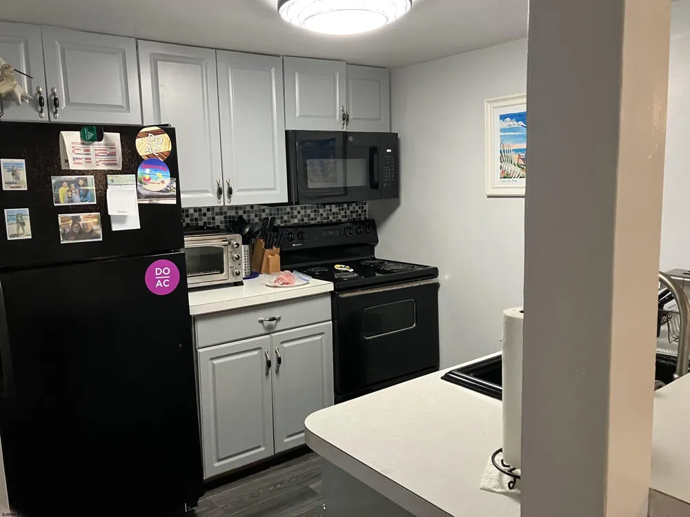104 S Frankfort Ave Ventnor, NJ 08406