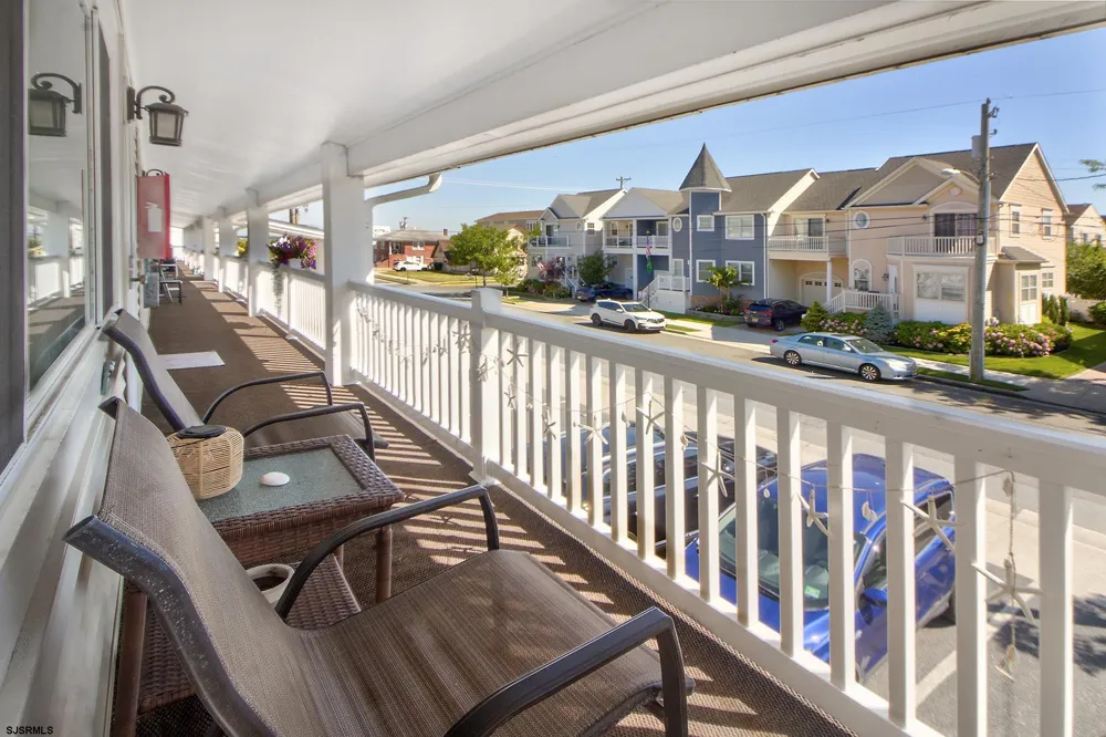 130 N Adams Ave Margate, NJ 08402
