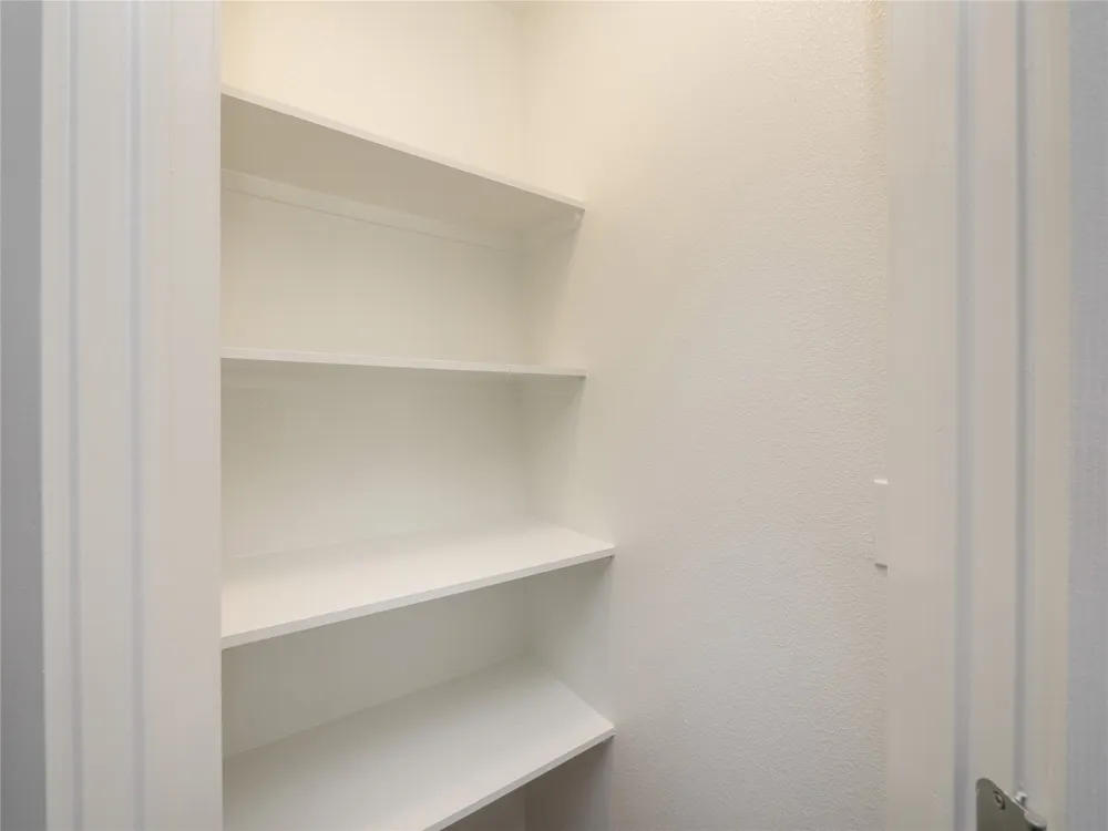 109 Elizabeth Drive Spicewood, TX 78669