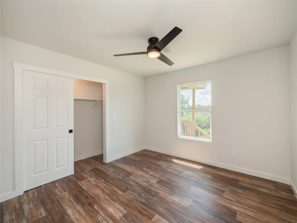 109 Elizabeth Drive Spicewood, TX 78669