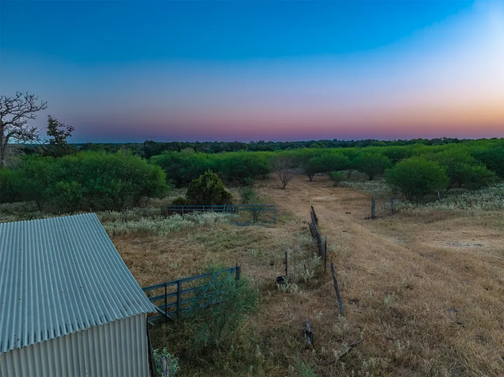 County Road 156 Hallettsville, TX 77964