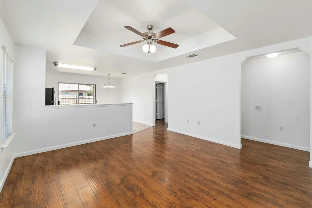 12524 Sky Harbor Drive Del Valle, TX 78617