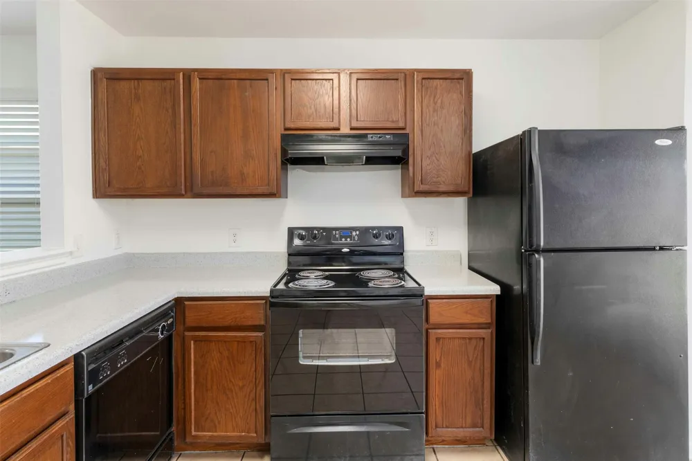 12524 Sky Harbor Drive Del Valle, TX 78617