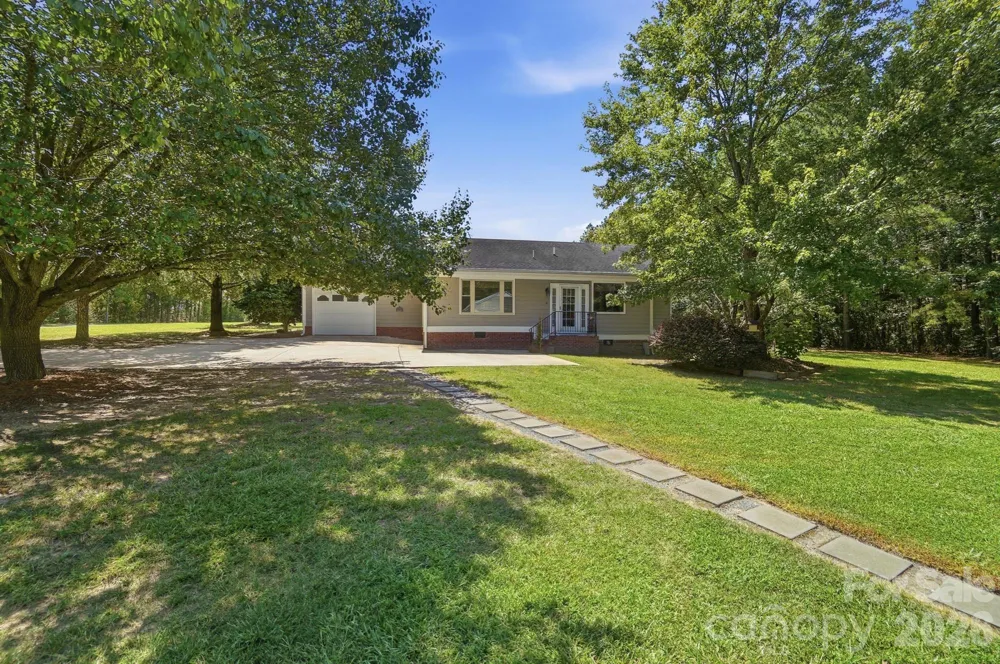 3201 Gilboa Road Wingate, NC 28174