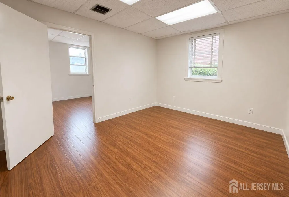 385-389 Main Street Metuchen, NJ 08840
