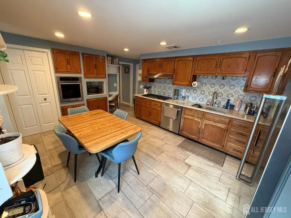 2236 Washington Valley Road Bridgewater, NJ 08836