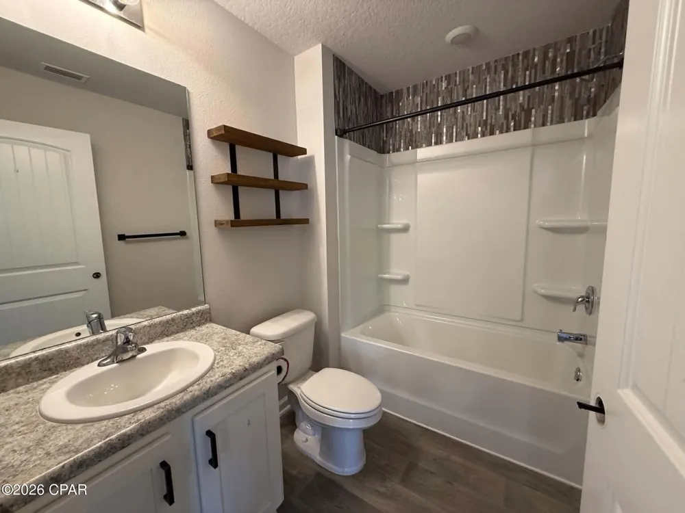 7300 Ellie B Drive Panama City, FL 32404
