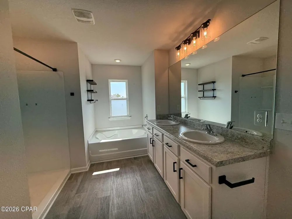 7300 Ellie B Drive Panama City, FL 32404