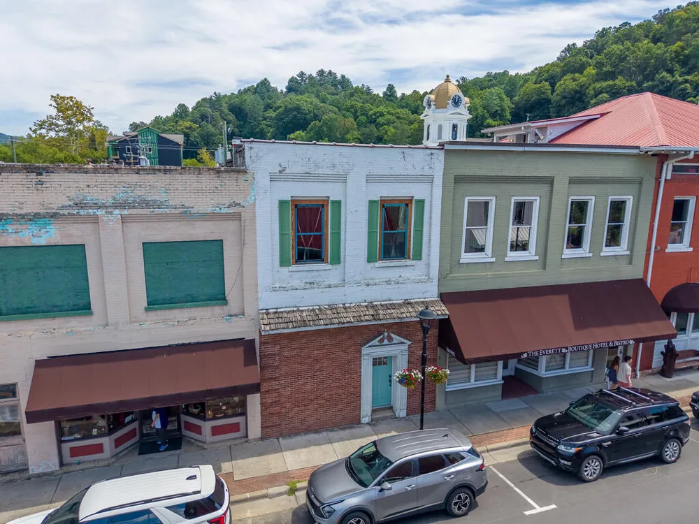 Everett Street Bryson City, NC 28713